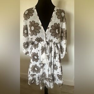 Women’s White floral linen Mini Dress